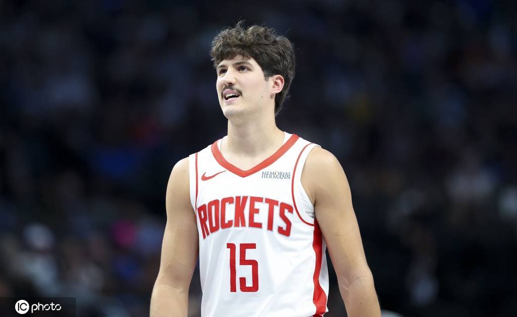 火箭预计将两个史密斯放入首发 并对谢泼德寄予厚望